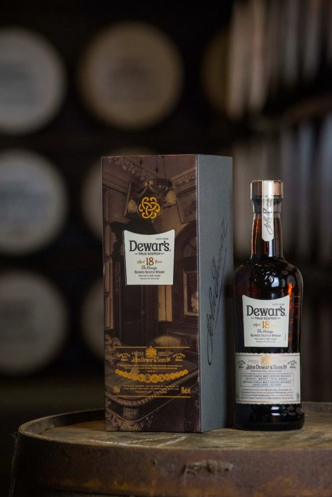 DEWAR&#39;S 18 YEARS OLD
